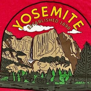 Columbia Vibrant Red Tee Yosemite Graphic Design National Park Summer Nature
